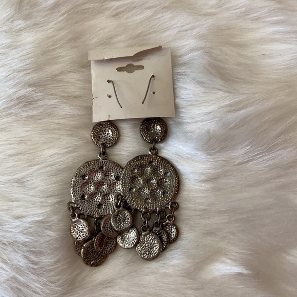 Earrings - Picture 2 of 2